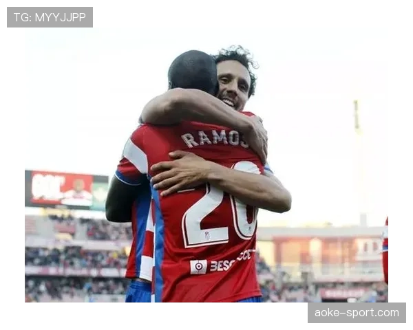 特写：泪洒赛场，格拉纳达老将因球队提前四轮降级难以自持